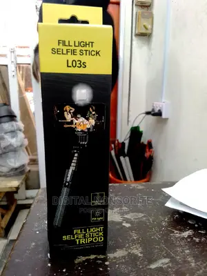 Light Selfie Stick Tripod