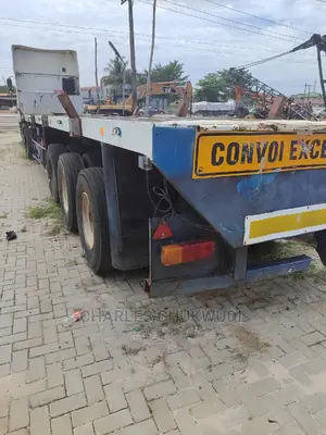 Flat Body Tripple Axle