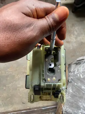 All Model of Mercedes Benz Gear Control Are Available