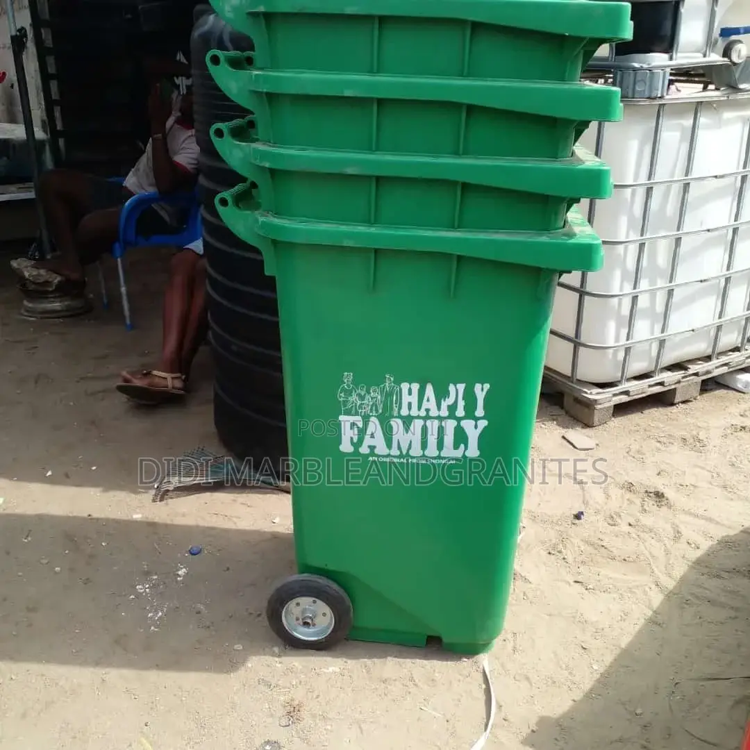 Waste Bin ( Happy Family)