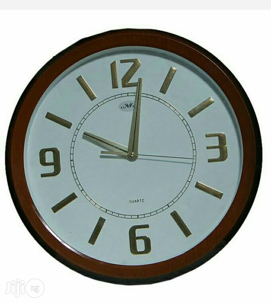 6142 Wall Clock