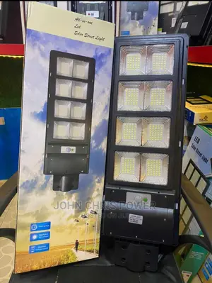 400w 8 Eye Solar Street Light