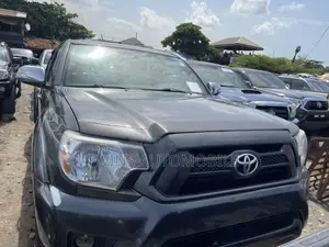 Toyota Tacoma 2014 Gray