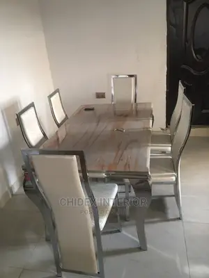 Marble Dining Table 6 Seaters