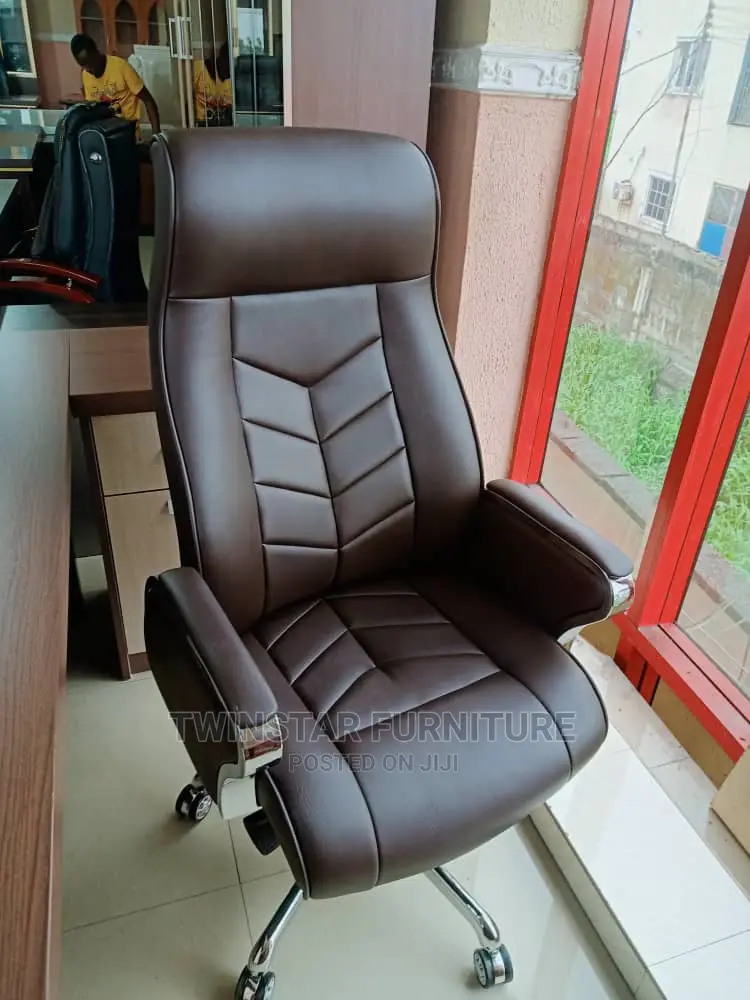 New Modern Executive Office Chairs