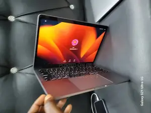 Laptop Apple MacBook Pro 2020 16GB Intel Core I5 SSD 512GB