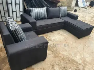 Photo - Beautiful Black Quality Lshap With Single Seater
