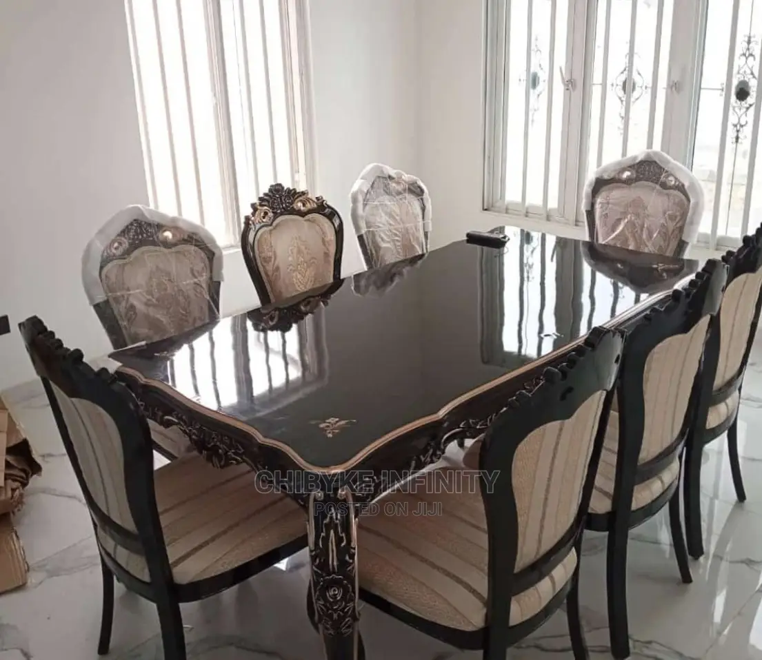 6 Seater Wood Dining Set Available