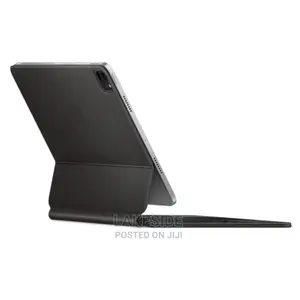 iPad Magic Keyboard 11"