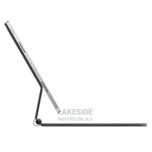 iPad Magic Keyboard 11"
