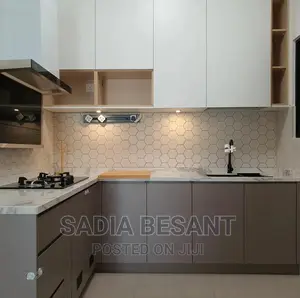 Mini Kitchen Cabinet Design With Accessories