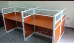 High Quality Wall Station Four Sitters
