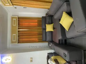 Curtains and Window Blinds