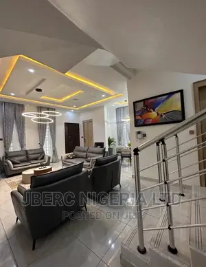 Cofo,Shortlet Apartment