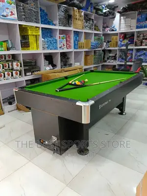 7ft Lovely Foreign Coin Snooker Table With 50 Coins