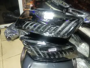 Complete Head Lamp Audi Q5 2017