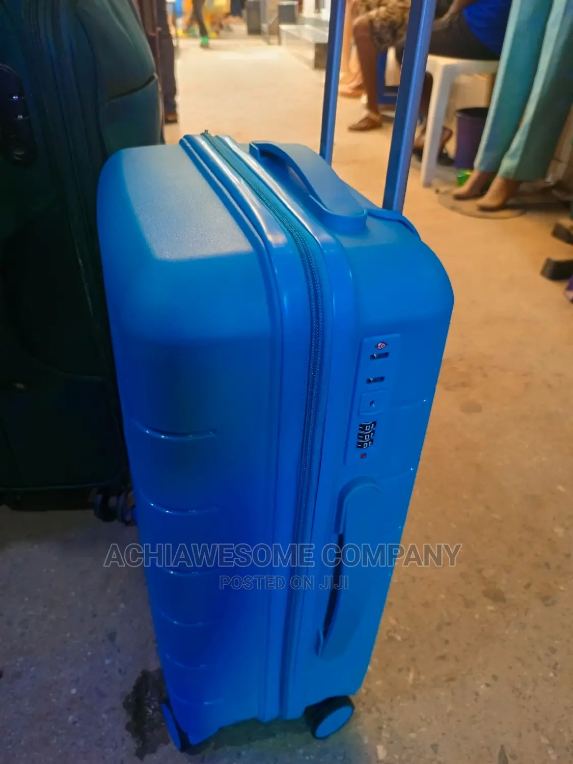 Rubber Hand Carry Box