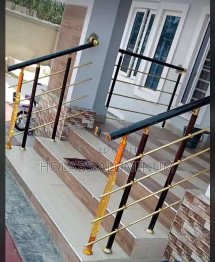 Handrails Touch of Black