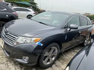 Toyota Venza V6 AWD 2011 Gray