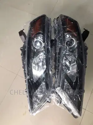 Head Lamp Honda Crosstour 2010 Model
