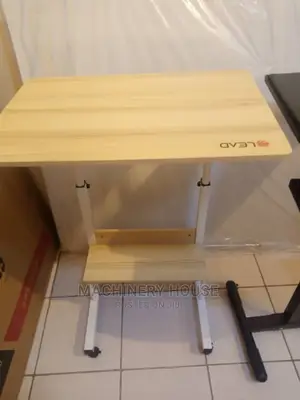 Mobile Stand for Laptops