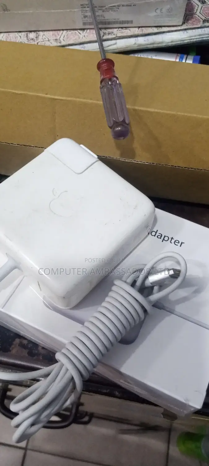 Macbook Pro/Air Chargers