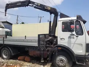 M/Benz Truck With Hiyabu 8tons 1213 Model