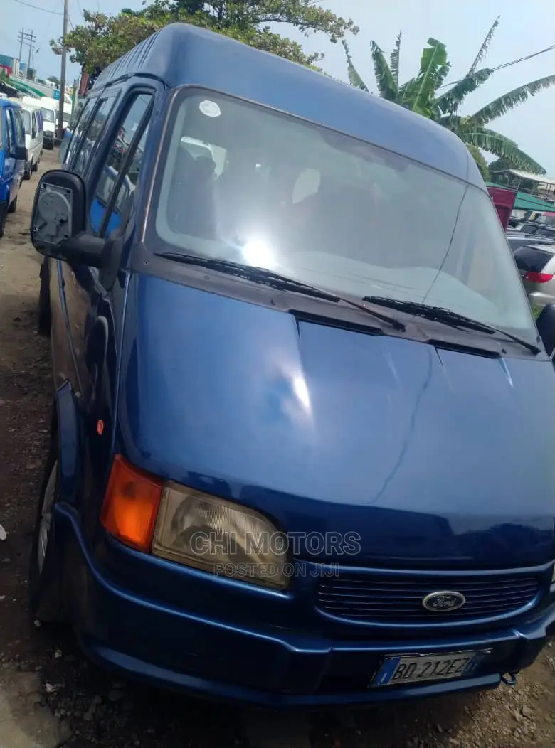 Ford Transit 2005 Blue