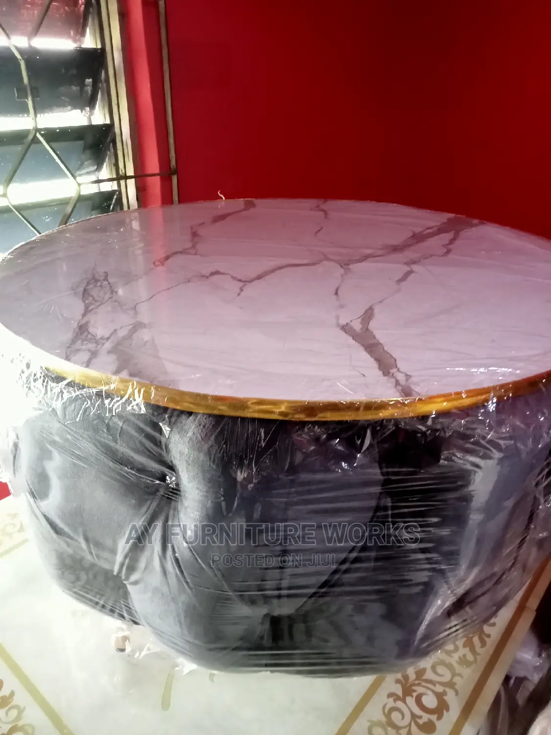 Sets of Circular and Rectangular Centre Table.