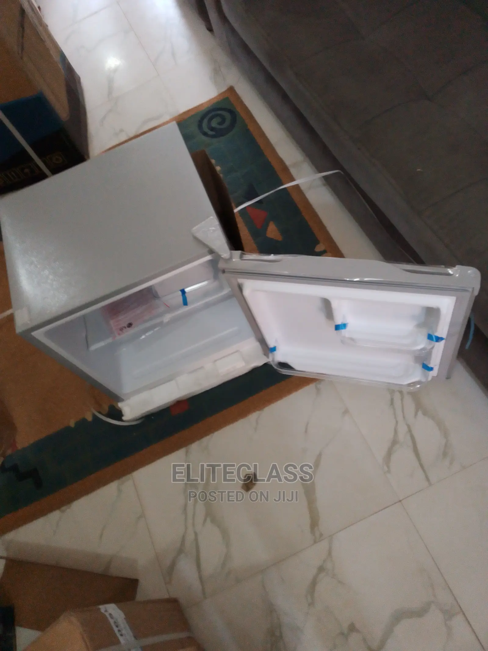 Effective LG Bedside Refrigerator GC-065L