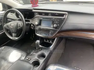 Toyota Avalon 2015 Red