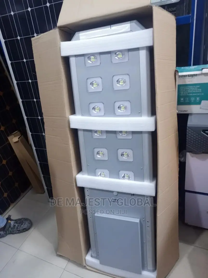 300watt Industrial Solar Street Light With Lithium Battery