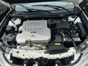 Lexus ES 350 FWD 2014 White