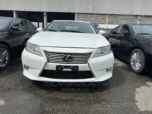 Lexus ES 350 FWD 2014 White