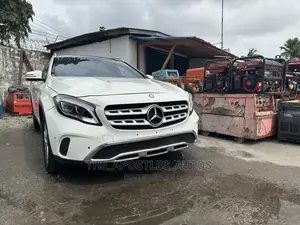 Mercedes-Benz GLA 250 2018 White