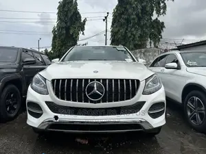 Mercedes-Benz GLE-Class 2018 White