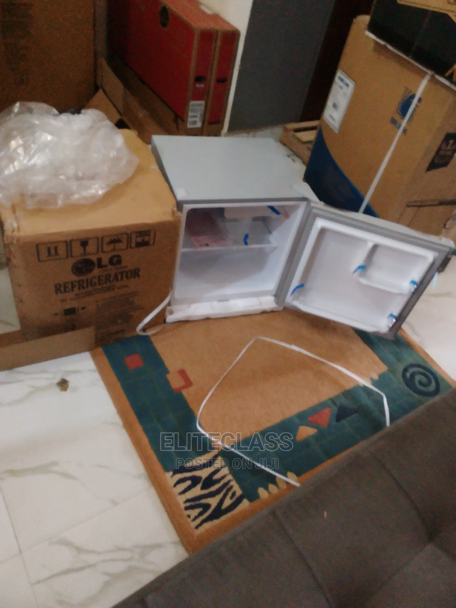 Amazing LG Bedside Refrigerator Gc-065l