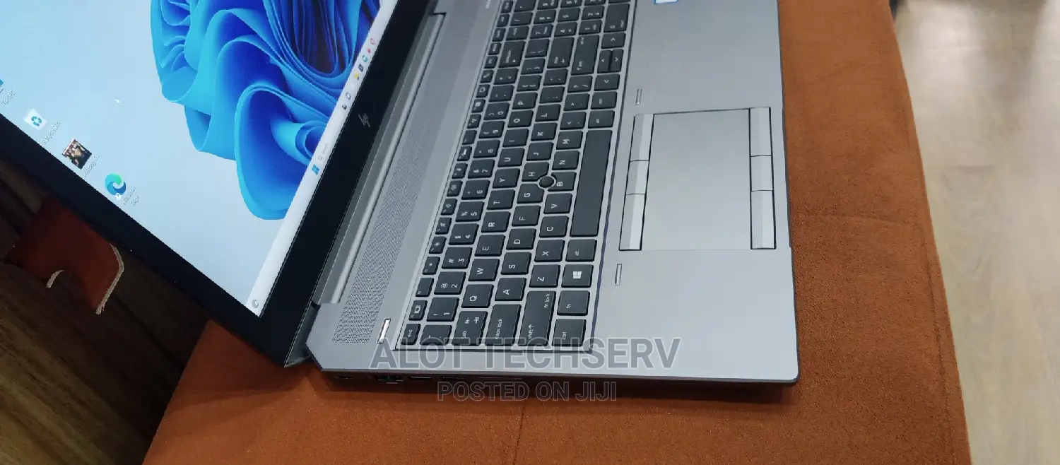 Laptop HP ZBook Studio G5 32GB Intel Core I7 SSD 1T