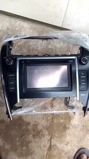 Toyota Camry 012/014 Follow Come Radio With Reverse Camera