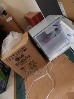 Latest Bedside Refrigerator Gc-065l