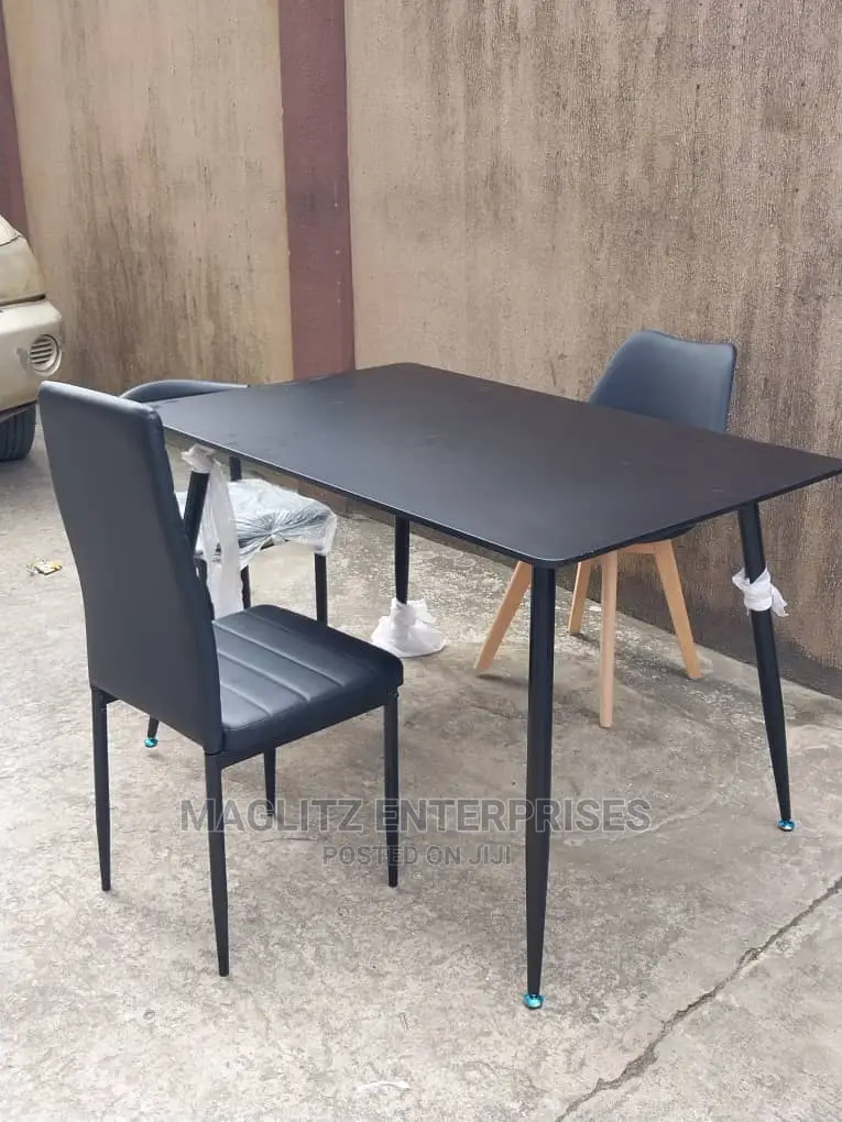 Quality Table With Iron Leg