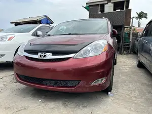 Toyota Sienna Limited 7 Passenger 2010 Burgundy