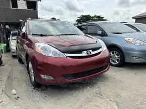 Toyota Sienna Limited 7 Passenger 2010 Burgundy