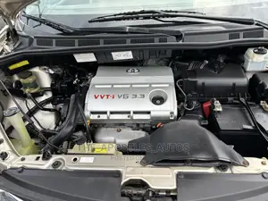 Toyota Sienna XLE AWD 2006 Gold
