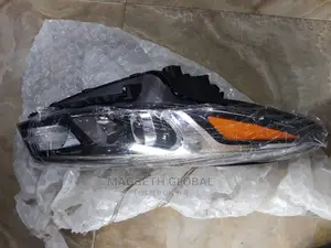 Head Lamp for Kia Cerato 2017.