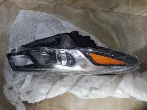 Head Lamp for Kia Cerato 2017.