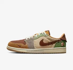 Original NIKE SB DUNK Available in Store