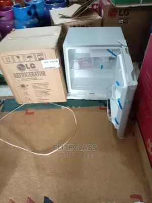 LG Mini Refrigerator Gc-065l +Top Freezer