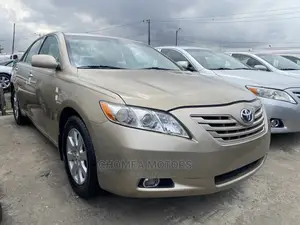 Toyota Camry 2008 Gold