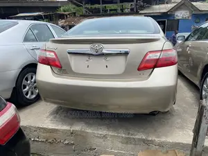 Toyota Camry 2008 Gold